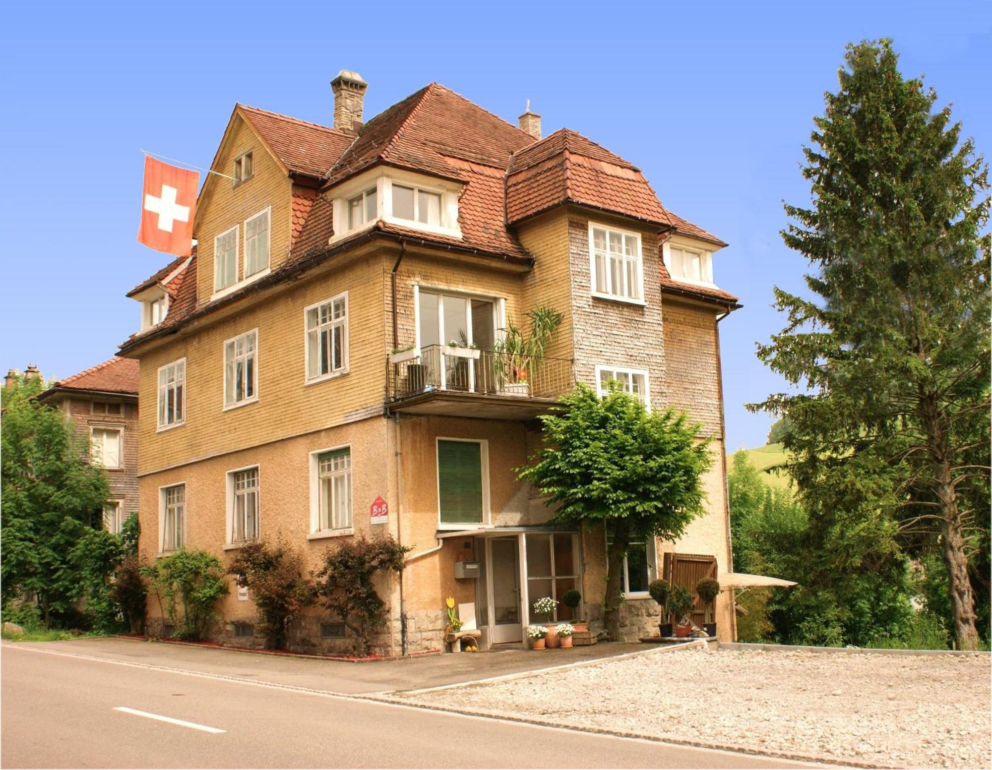 Villa Donkey Bnb Degersheim Extérieur photo